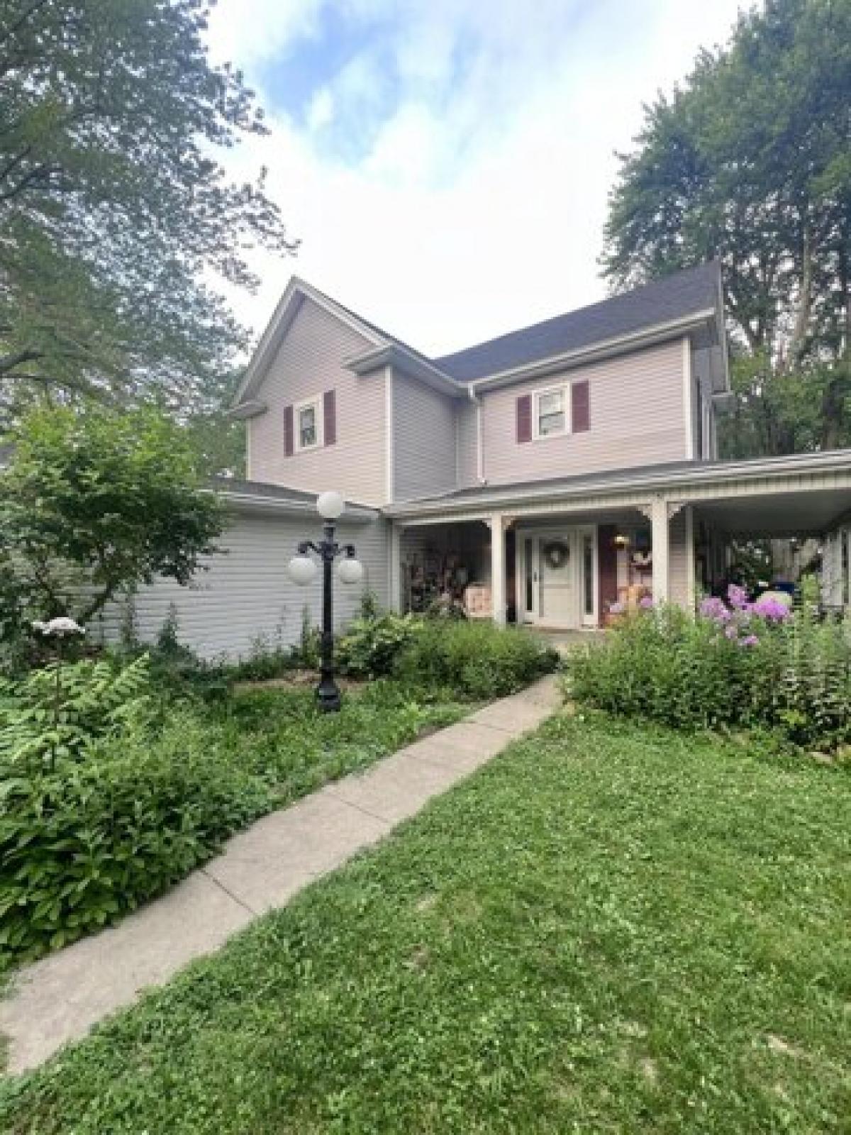 Picture of Home For Sale in Waynesburg, Kentucky, United States