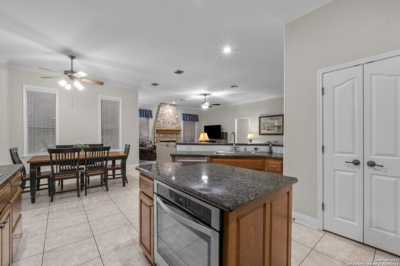 Home For Sale in Helotes, Texas