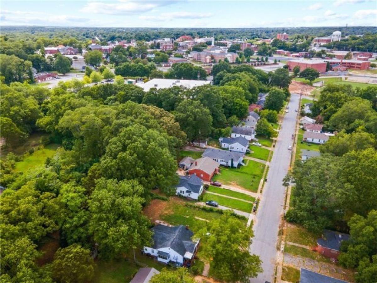 Picture of Residential Land For Sale in Anderson, South Carolina, United States