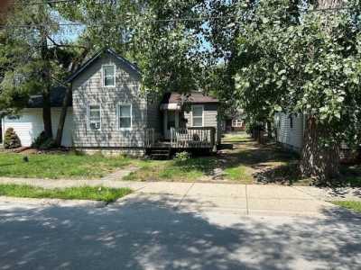 Home For Sale in South Holland, Illinois