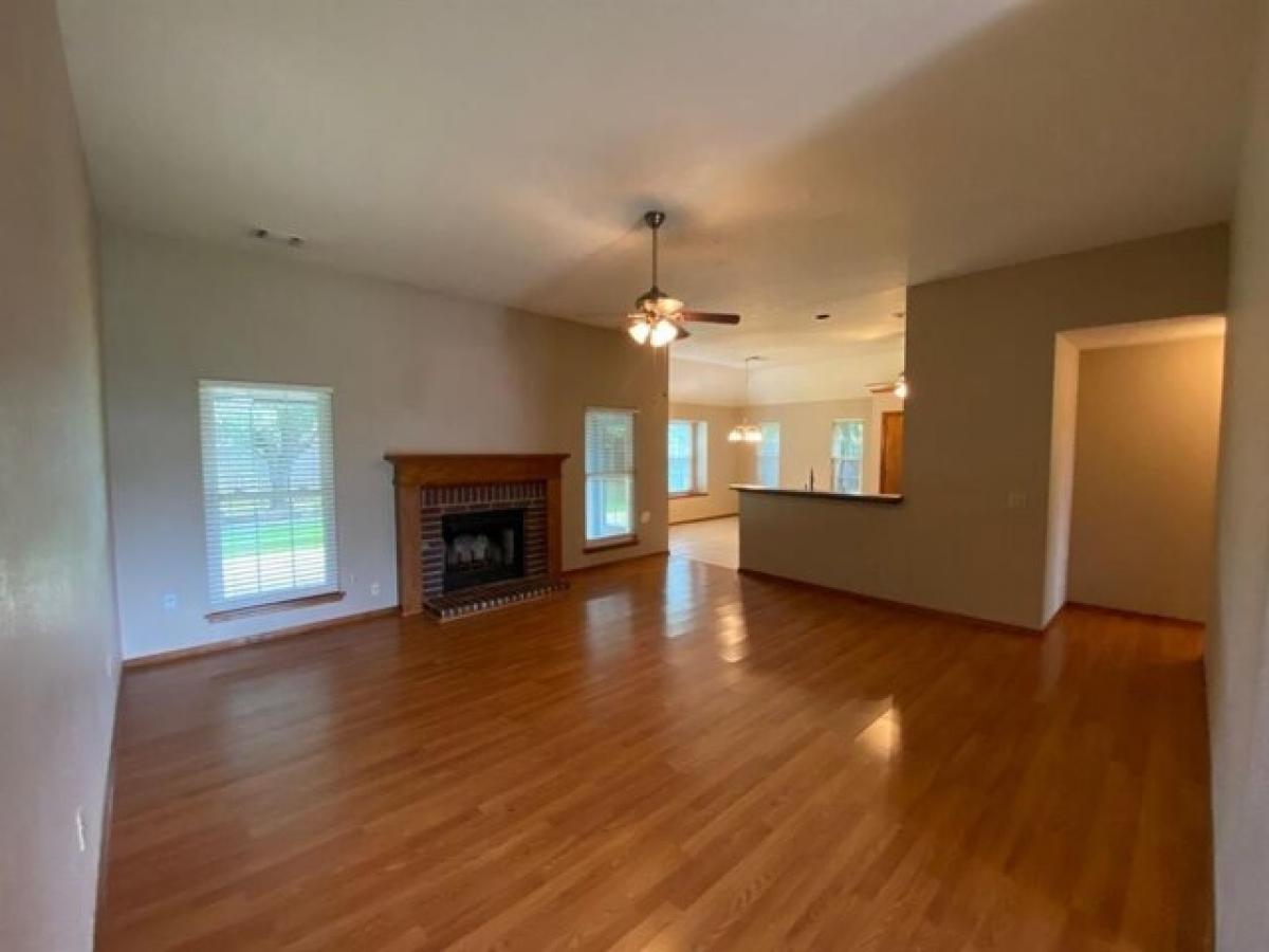 Picture of Home For Rent in Edmond, Oklahoma, United States