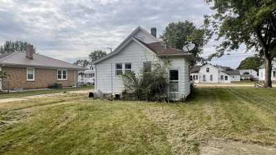 Home For Sale in Fulton, Illinois