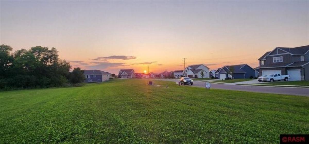 Picture of Residential Land For Sale in North Mankato, Minnesota, United States