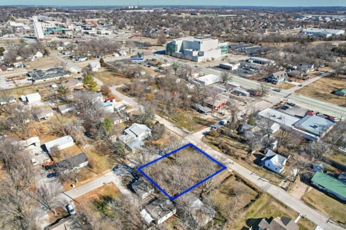 Picture of Residential Land For Sale in Broken Arrow, Oklahoma, United States