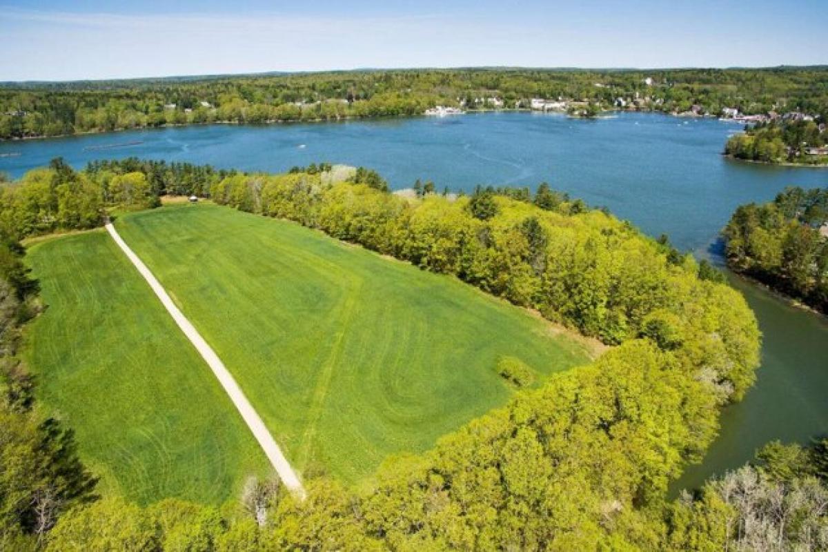 Picture of Residential Land For Sale in Damariscotta, Maine, United States