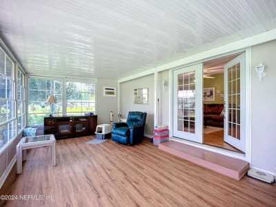 Home For Sale in Satsuma, Florida