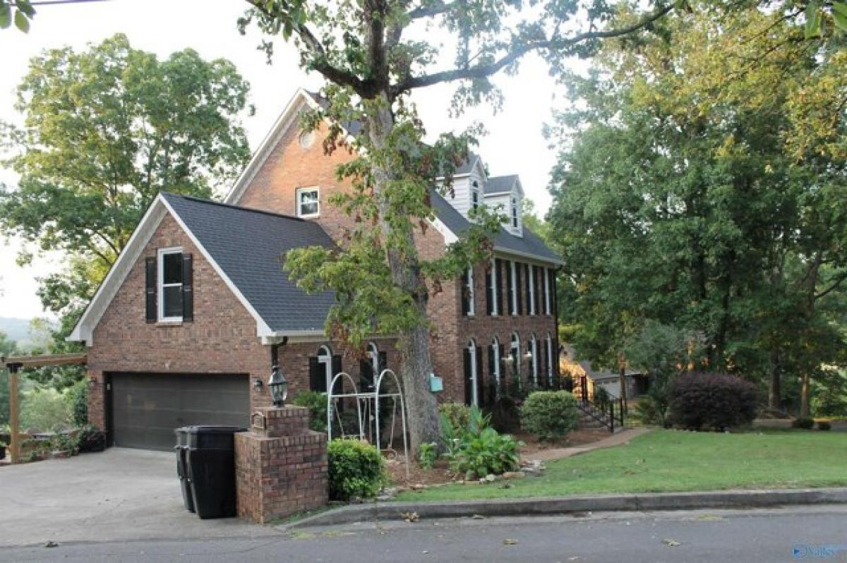 Picture of Home For Sale in Fort Payne, Alabama, United States