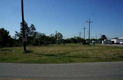 Residential Land For Sale in Anahuac, Texas