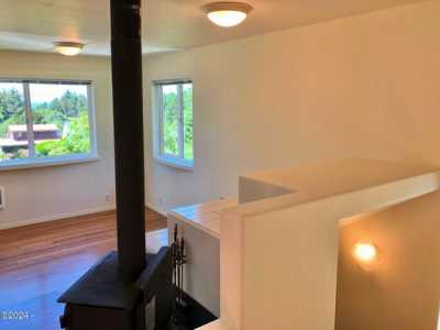 Home For Sale in Yachats, Oregon