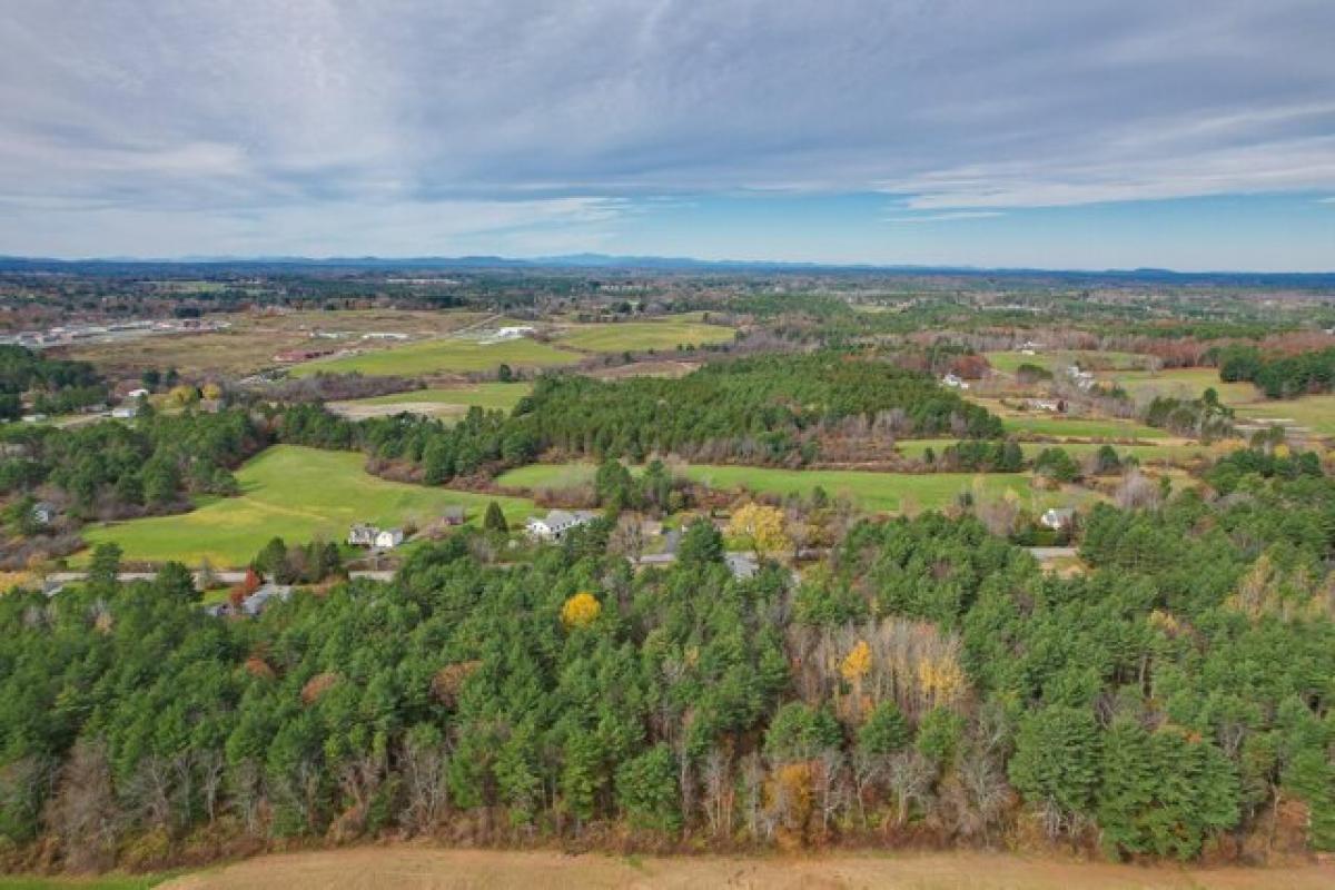 Picture of Residential Land For Sale in Windham, Maine, United States