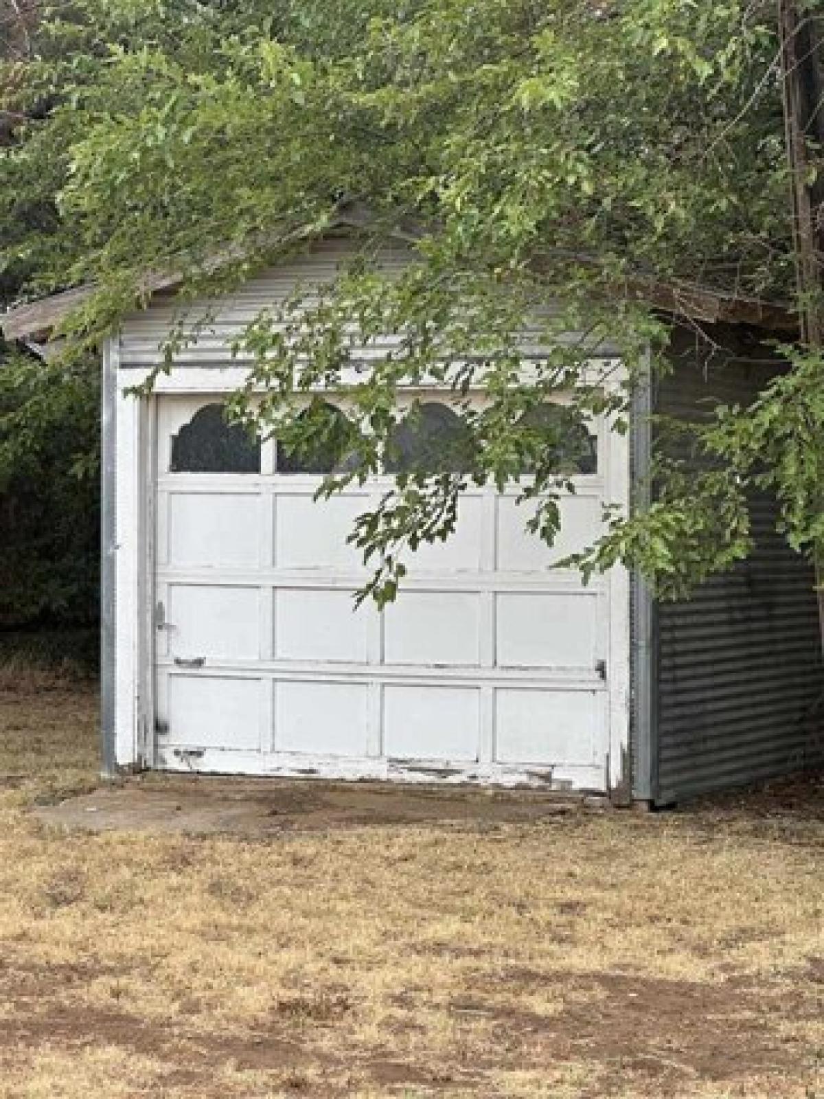 Picture of Home For Sale in Frederick, Oklahoma, United States