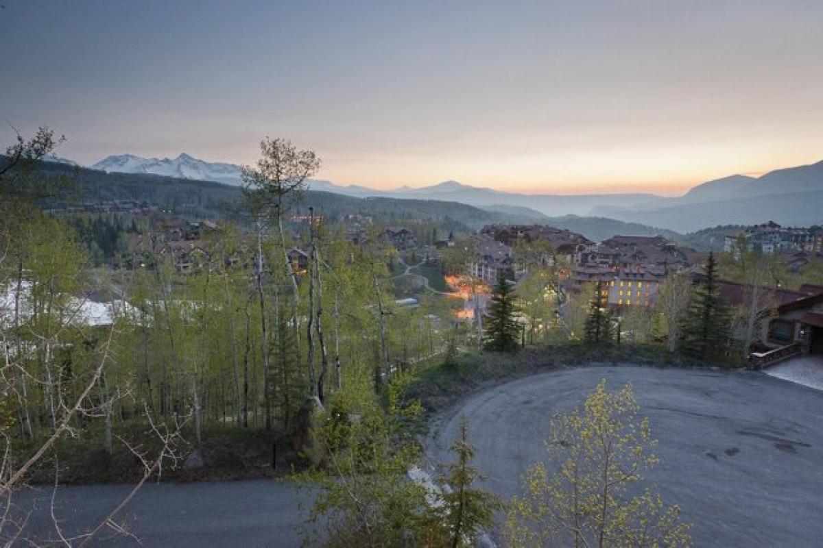 Picture of Home For Sale in Mountain Village, Colorado, United States