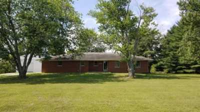 Home For Sale in Aurora, Indiana