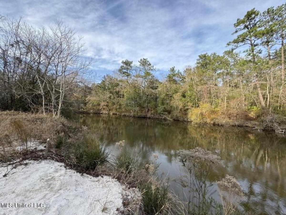 Picture of Residential Land For Sale in Biloxi, Mississippi, United States