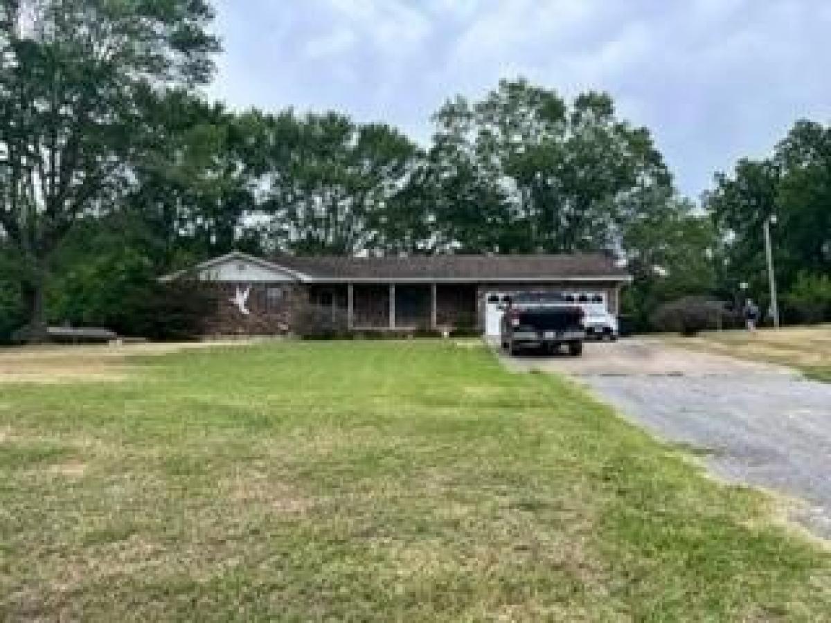 Picture of Home For Sale in Anderson, Missouri, United States