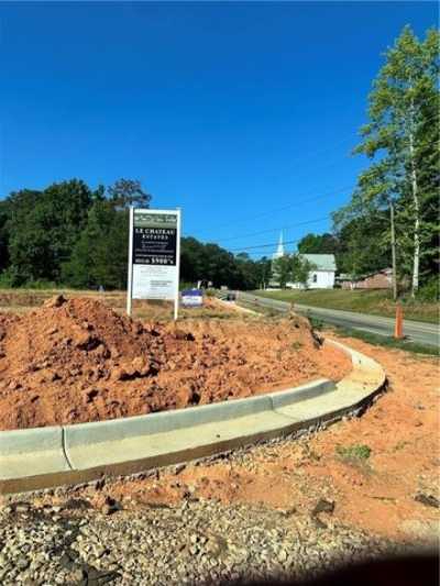 Residential Land For Sale in Fairburn, Georgia