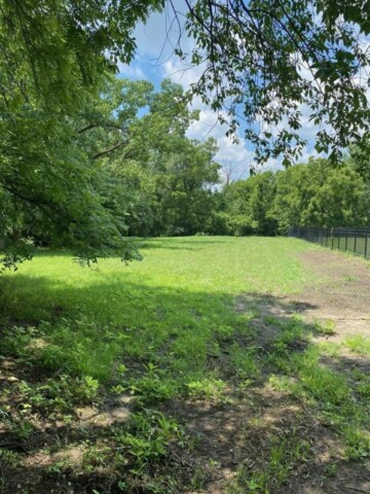 Picture of Residential Land For Sale in New Lenox, Illinois, United States