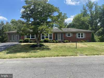 Home For Sale in Waynesboro, Virginia