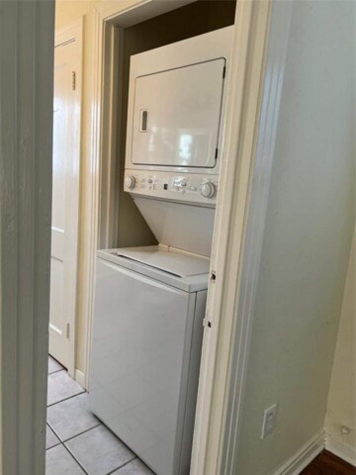 Picture of Apartment For Rent in Galveston, Texas, United States