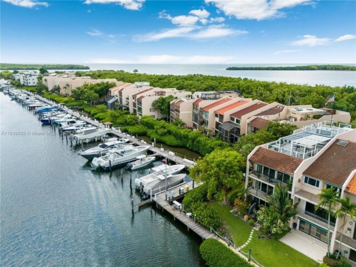 Picture of Home For Sale in Palmetto Bay, Florida, United States