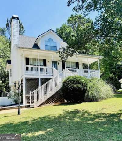 Home For Sale in Sharpsburg, Georgia