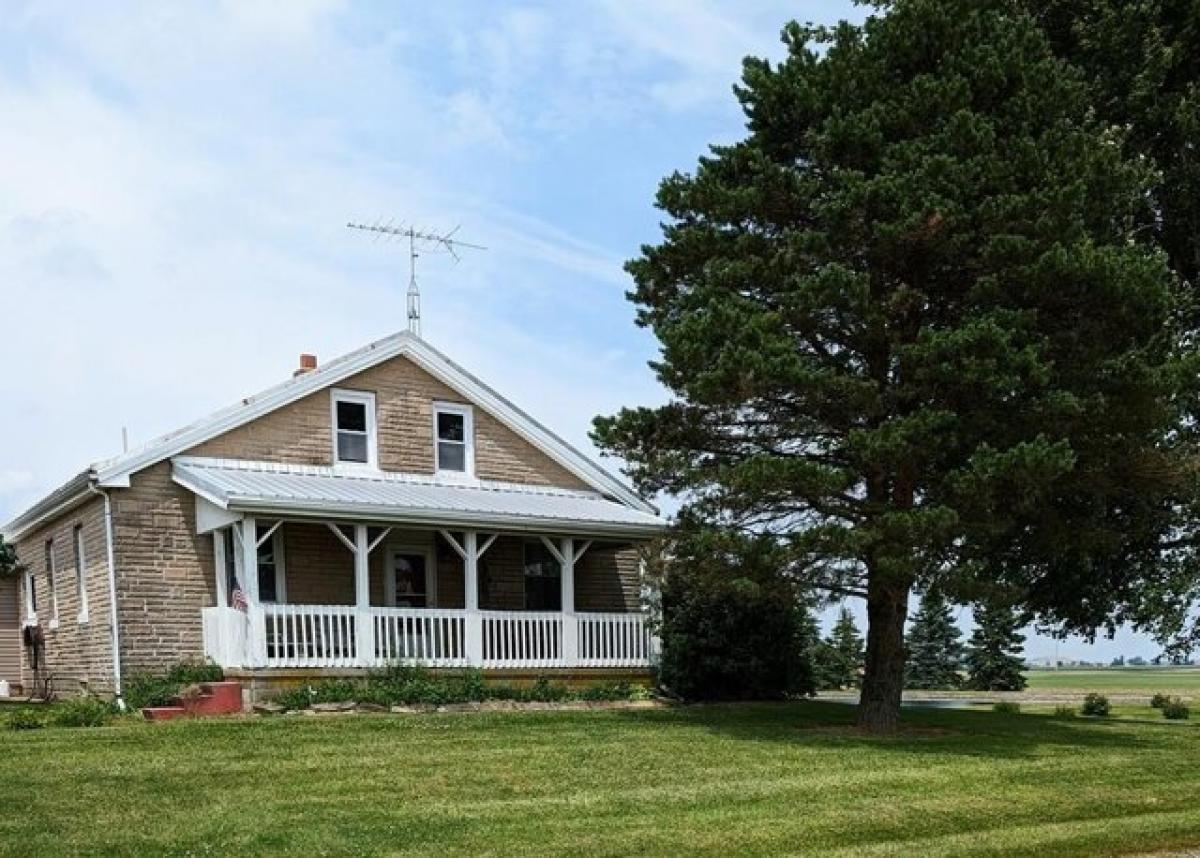 Picture of Home For Sale in Bucyrus, Ohio, United States