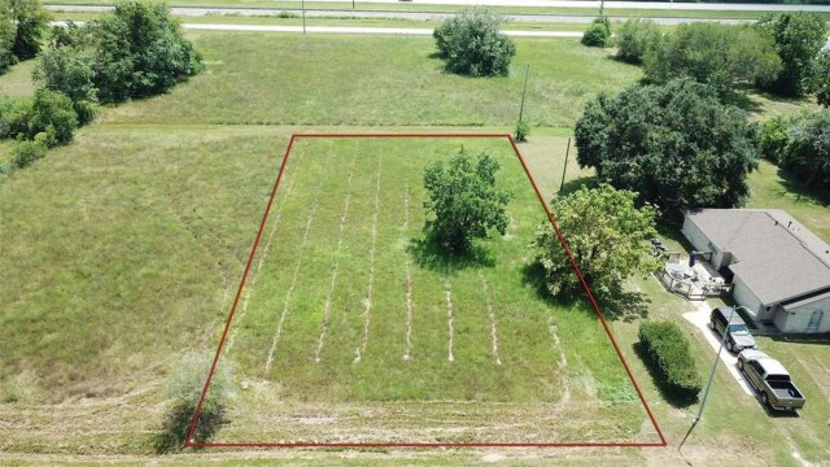 Picture of Residential Land For Sale in Brookshire, Texas, United States