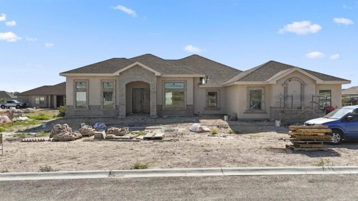 Picture of Home For Sale in Del Rio, Texas, United States