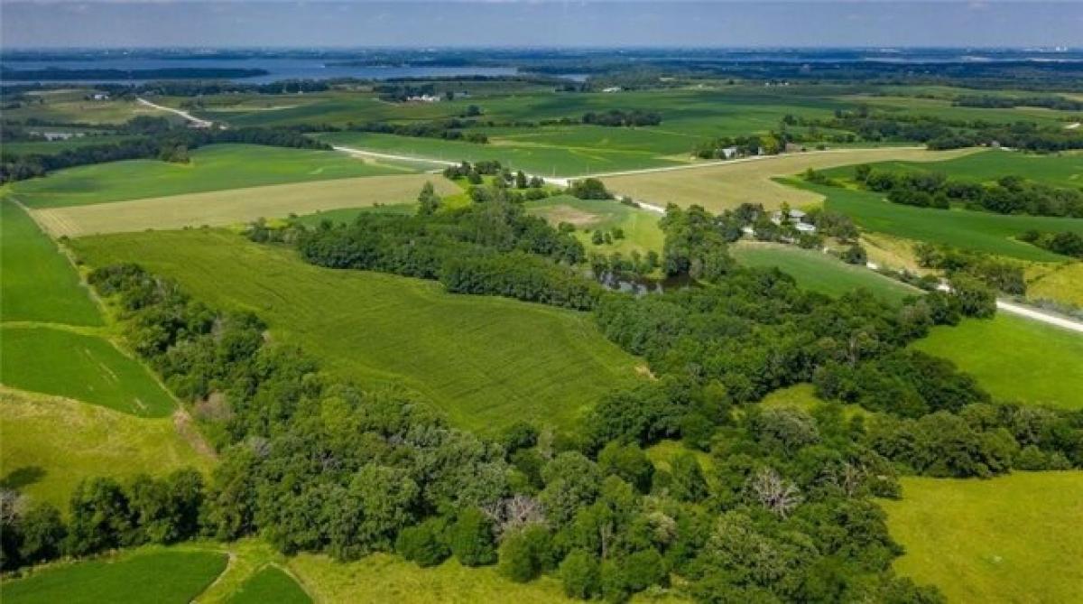 Picture of Residential Land For Sale in Knoxville, Iowa, United States