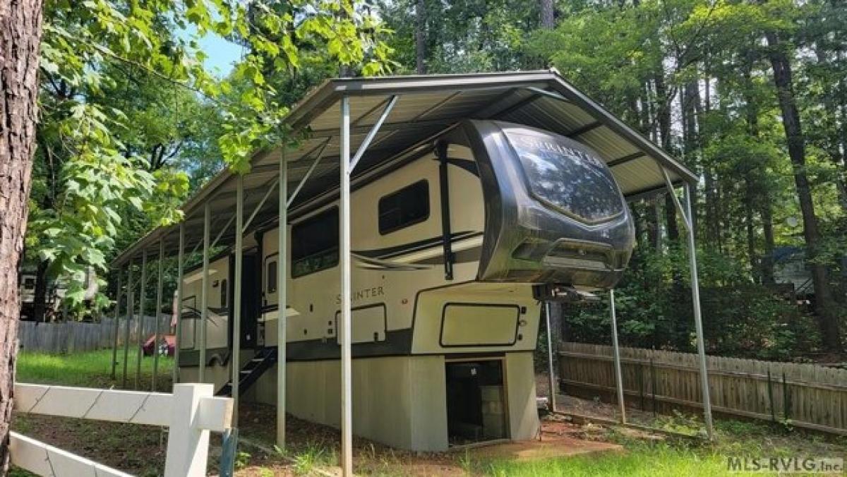 Picture of Home For Sale in Bracey, Virginia, United States