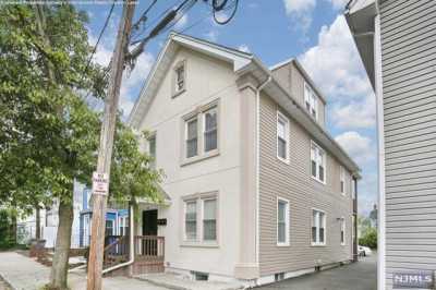 Home For Rent in Montclair, New Jersey