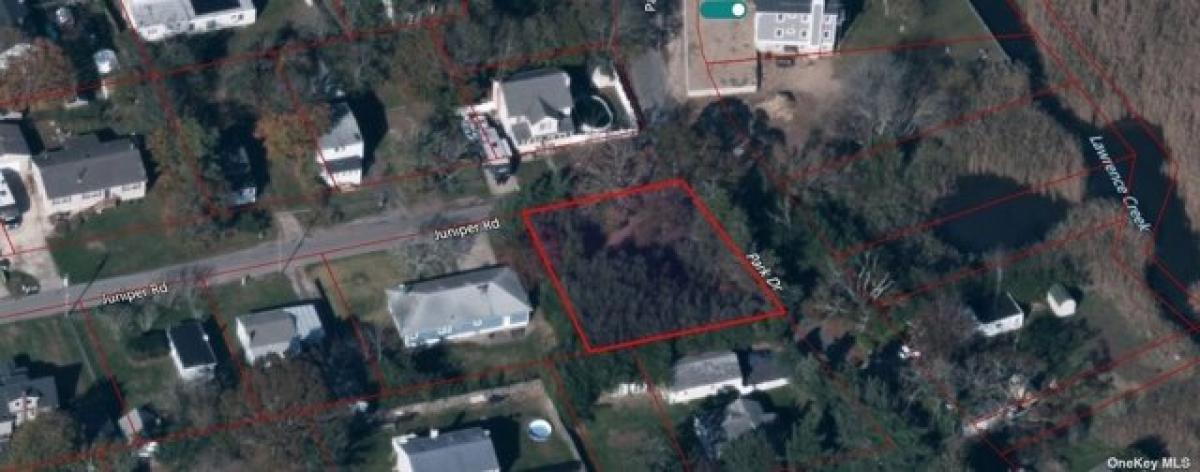 Picture of Residential Land For Sale in Mastic Beach, New York, United States