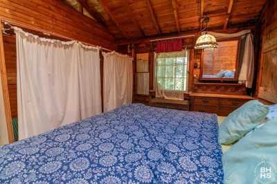 Home For Sale in Essex, New York