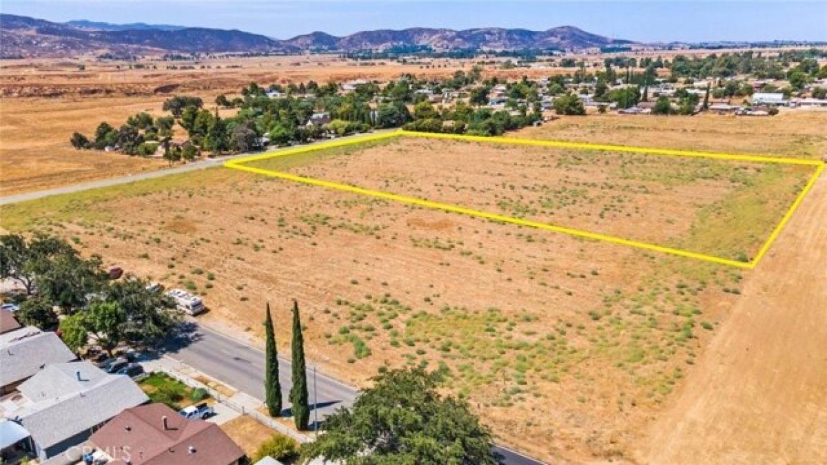 Picture of Residential Land For Sale in Banning, California, United States