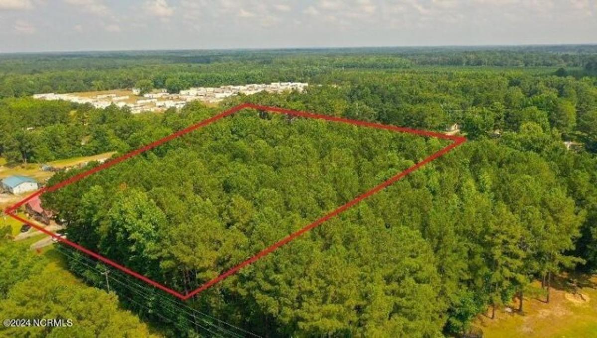 Picture of Residential Land For Sale in Lumberton, North Carolina, United States