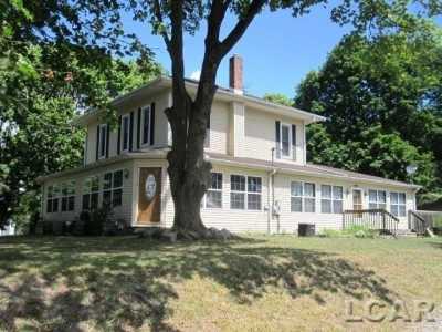 Home For Sale in Hudson, Michigan