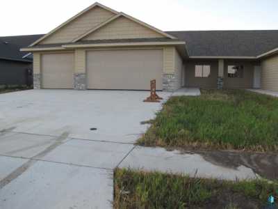 Home For Sale in Harrisburg, South Dakota