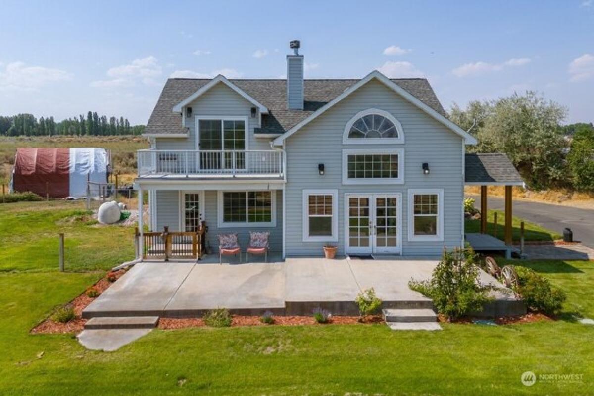 Picture of Home For Sale in Moses Lake, Washington, United States