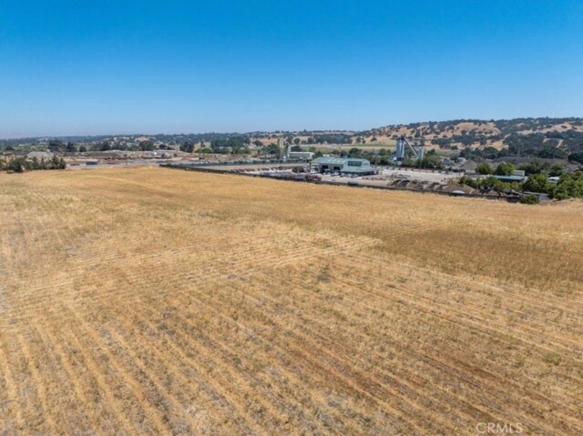 Picture of Residential Land For Sale in Paso Robles, California, United States