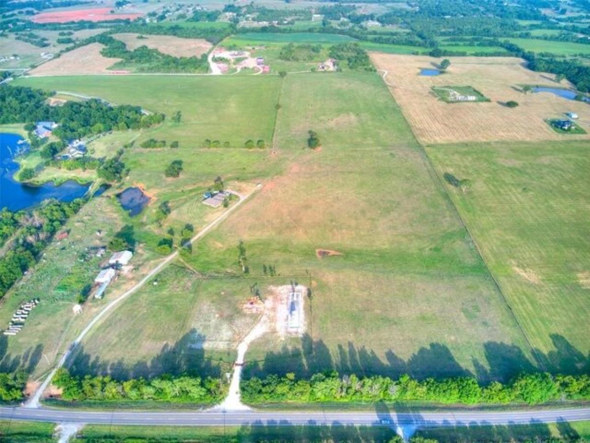 Picture of Residential Land For Sale in Washington, Oklahoma, United States