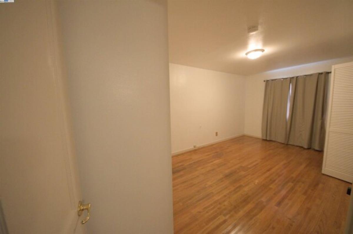 Picture of Home For Rent in Oakland, California, United States