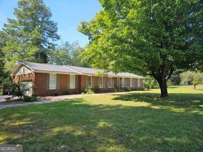 Home For Sale in Cedartown, Georgia