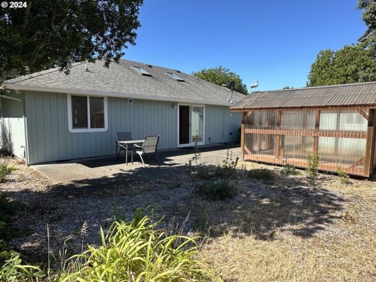 Picture of Home For Sale in Florence, Oregon, United States