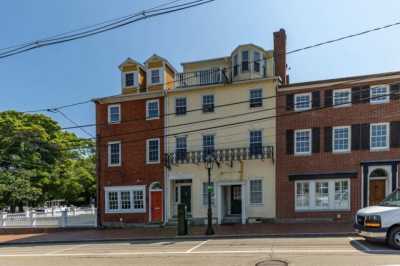 Home For Sale in Portsmouth, New Hampshire