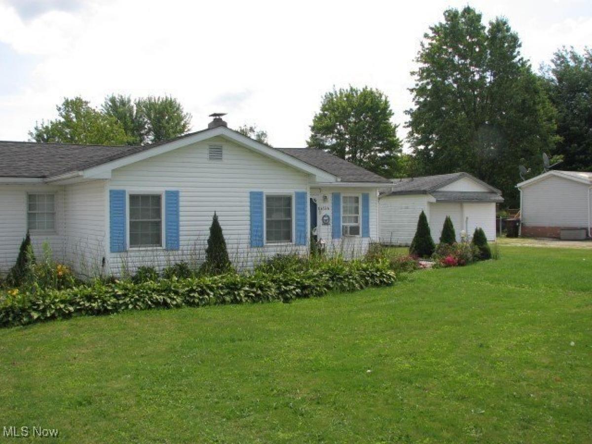 Picture of Home For Sale in Andover, Ohio, United States