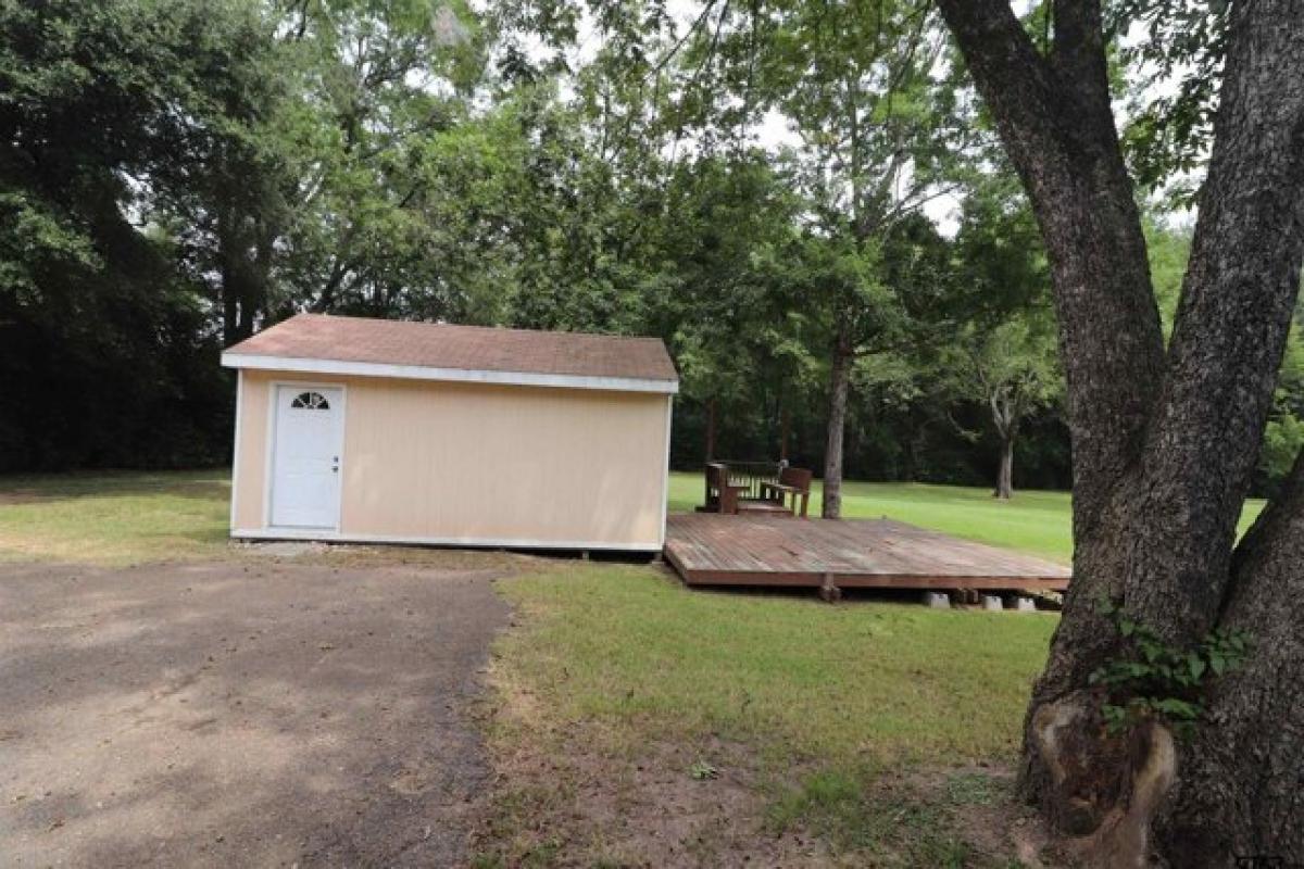 Picture of Home For Sale in Pittsburg, Texas, United States