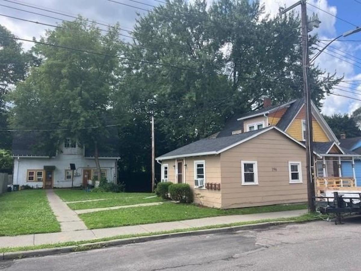 Picture of Home For Sale in Johnson City, New York, United States