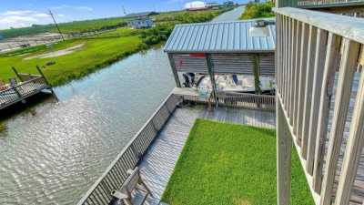 Residential Land For Sale in Gilchrist, Texas