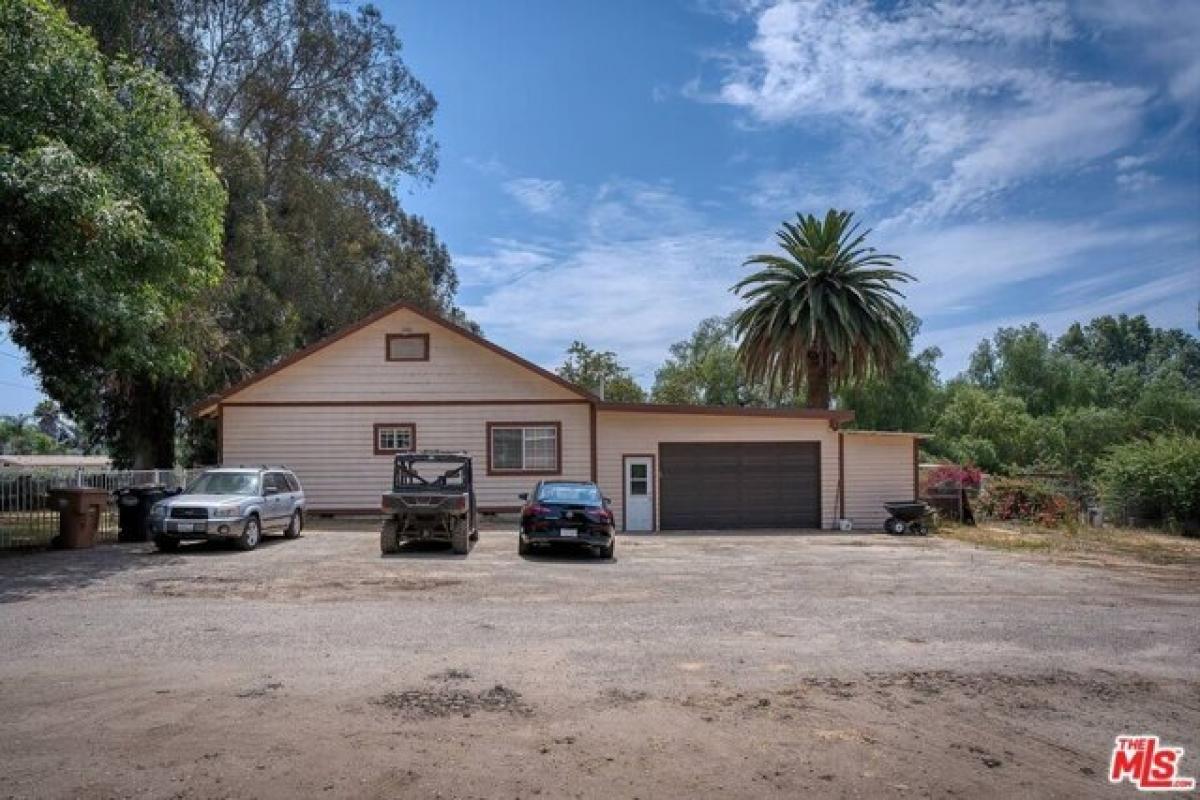 Picture of Home For Sale in Somis, California, United States