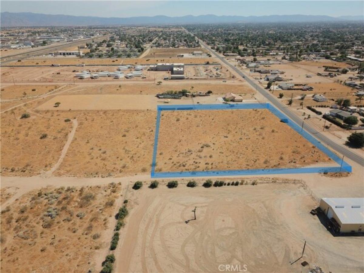 Picture of Residential Land For Sale in Hesperia, California, United States